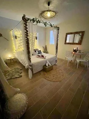 Love hôtel Lover's Tropic *